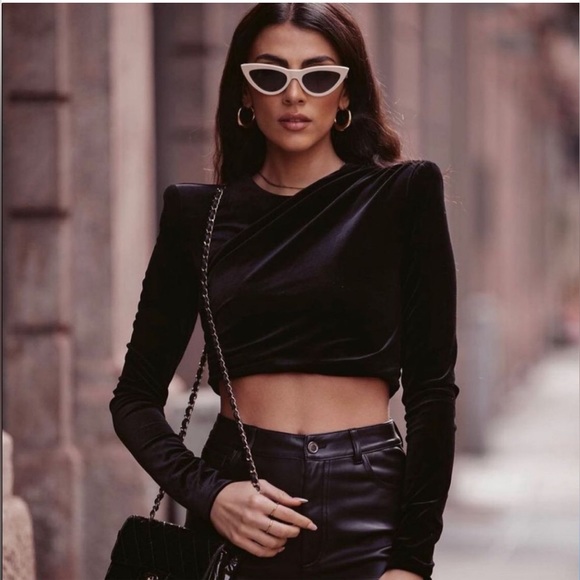 Zara Velvet Shoulder Pad Top - Picture 2 of 4